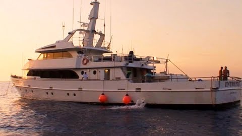 Fishing near a Wonder of the World: Panama