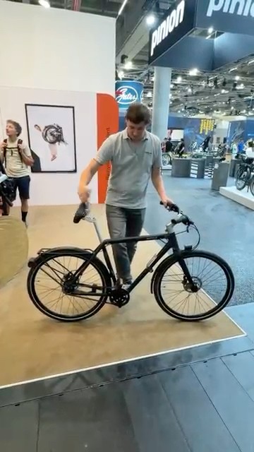 🔥 This FOLDING BIKE from France Went Viral! Bastille at Eurobike 2025 – 7 Million TikTok Hits