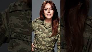 EZGİ MOLA                                    29 Mart 1983 İstanbul, Türkiye