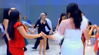 Download Muzica De Petrecere , Sarbe Si Hore Cu Nelu Bucur Si Formatia Video MP3 Muzica De Petrecere , Sarbe Si Hore Cu Nelu Bucur Si Formatia