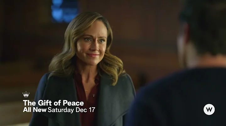 The Gift of Peace | New 2022 Hallmark Christmas Mo...
