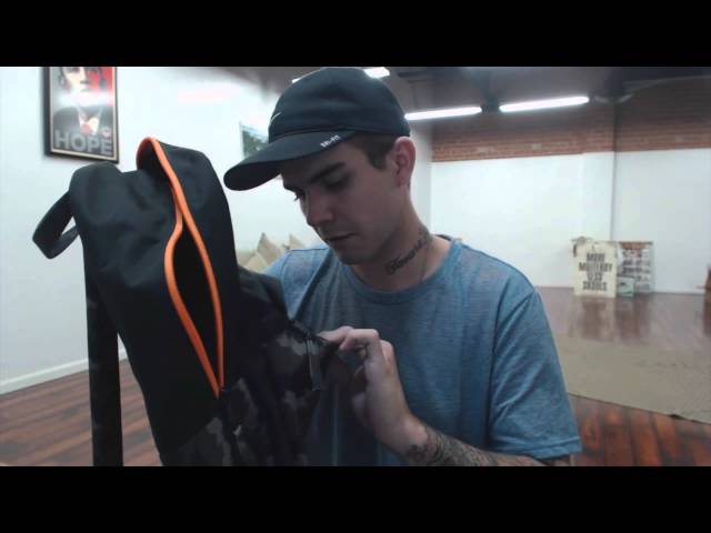 jansport benny gold right pack Expressions Backpack Aged Canvas Brown and a printed liner. JanSport Superbreak Plus Backpack -