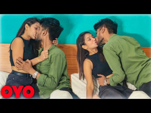 OYO में पहली बार मिली Girlfriend 😍|| Gone Romantic || Real Kissing Prank || Ashish Panday