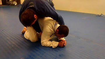 Turtle - Attacks - Rolling bow and arrow choke