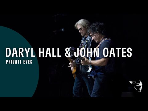 Daryl Hall &amp; John Oates - Private Eyes (Live In Dublin)