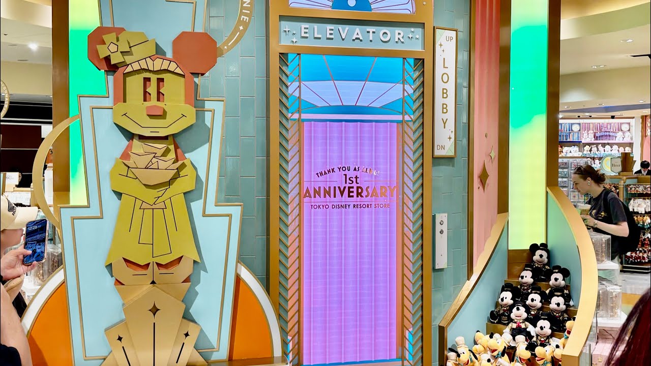 リニューアルオープン1周年記念開催中‼️【ディズニーストア東京