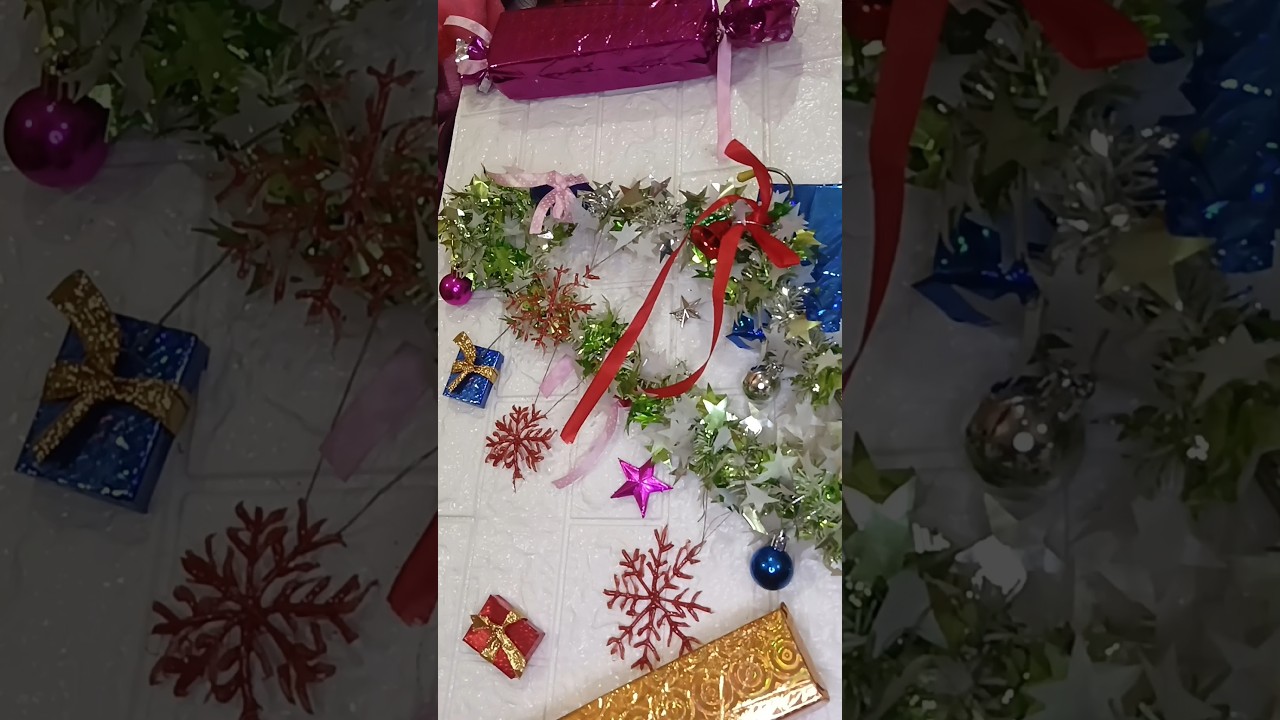 Christmas door decoration idea 