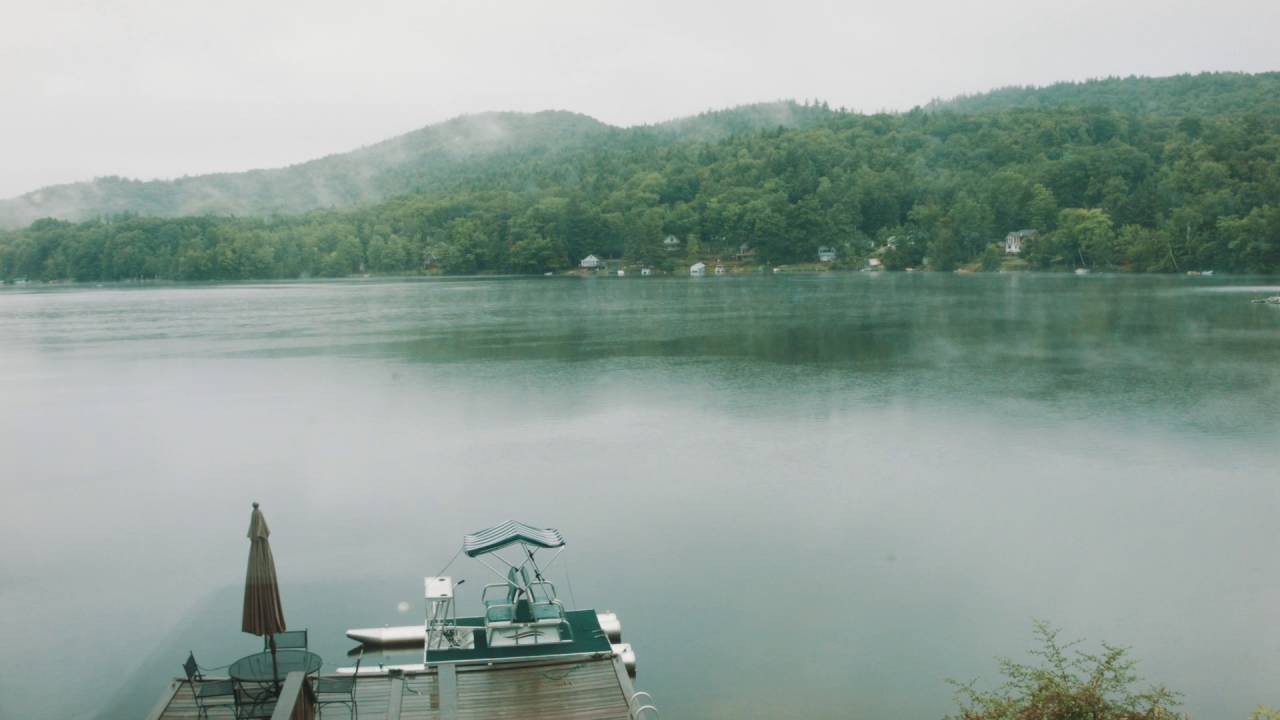 Mist rolls across Chipman Lake, Tinmouth, VT YouTube
