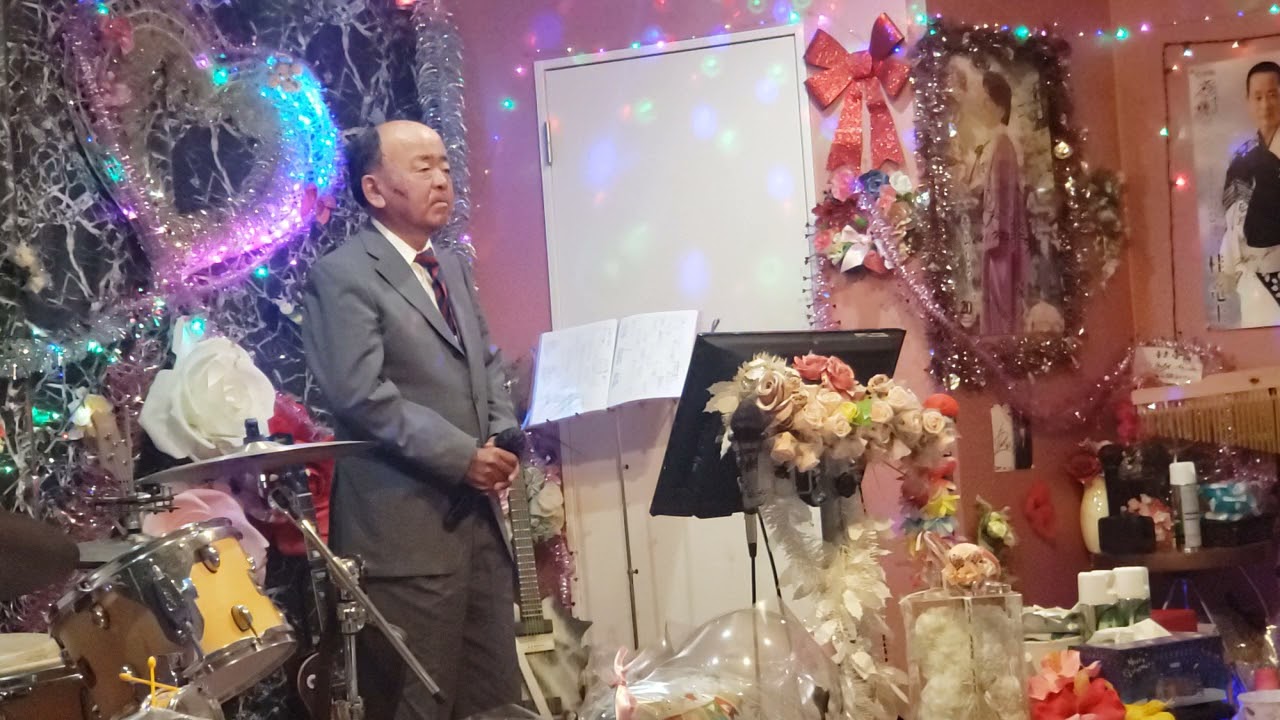 心花 前田信吾さん ｺﾞｰﾙﾄﾞﾑｰﾝ歌謡祭令和3年10月 - YouTube