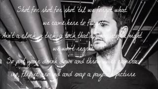 Luke Bryan - Home Alone Tonight Lyrics