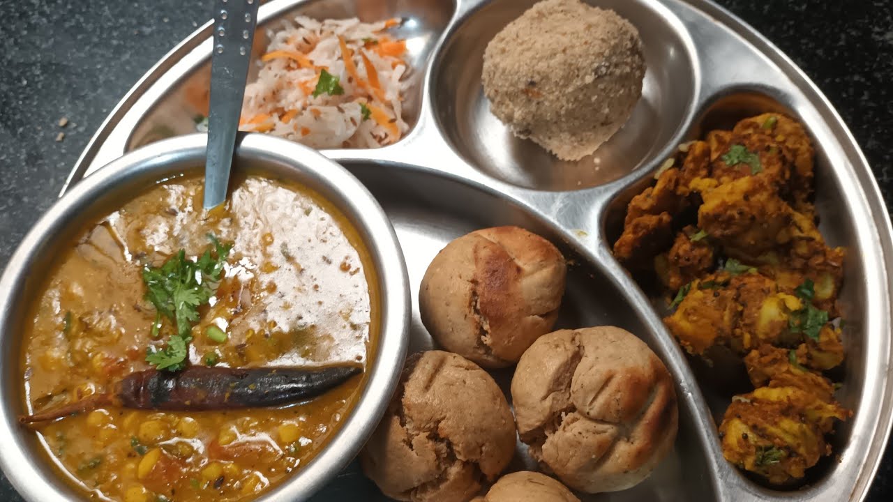 Special Rajasthani Thali Dal,Bati, Churma|Rajasthani Traditional Food ...