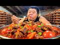 Monkey King's big bowl of tomato and beef brisket, served with rice, is so delicious!