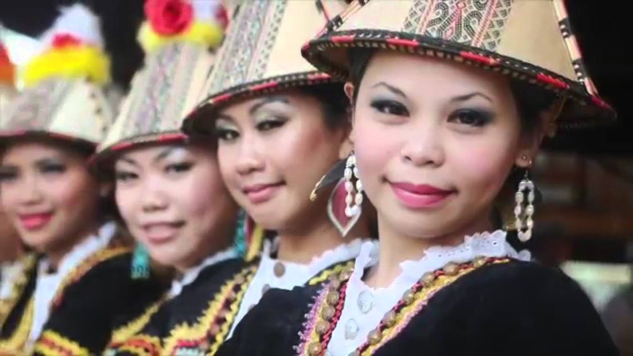 Country Presentation Malaysia - YouTube miasaraa azman