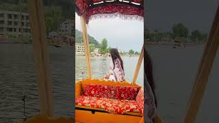#youtubeshorts #shortvideo #dailyshorts #dailyvlog #daily #shorts #kashmir #srinagar #dallake