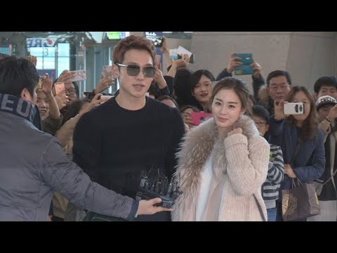 <strong>비</strong>-김태희, 둘째 딸 품에…&amp;quot;산모와 아기 건강&amp;quot; / 연합뉴스TV (YonhapnewsTV)
