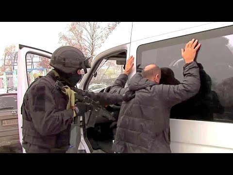 РАБОТАЕТ СПЕЦНАЗ ГРОМ задержание вымогателей оперативная съёмка POLICE SPECIAL FORCES