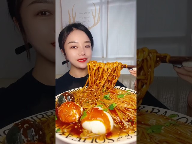 enjoy asmr eating a bowl of noodles 🍜 #shorts #mukbang #food