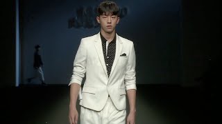 Download Lagu MUNSOO KWON S/S15 COLLECTION RUNWAY VIDEO MP3
