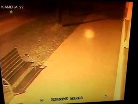 Wideo: „X-FILES W Niżnym Nowogrodzie”: Kierowca Sfilmował Ducha W Kamerze Rejestratora - Alternatywny Widok