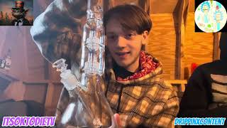Unboxing this amazing Double Matrix Beaker Bong from homies at The ReUp Store😱⛽️🔥😏