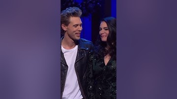 Austin Butler singing "Blue Christmas"