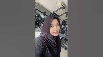 spesial tiktok cewek hijab manis viral #shorts