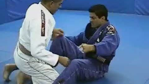JJM ONLINE 2006 - Kneebar From Butterfly Guard & Turtle Position