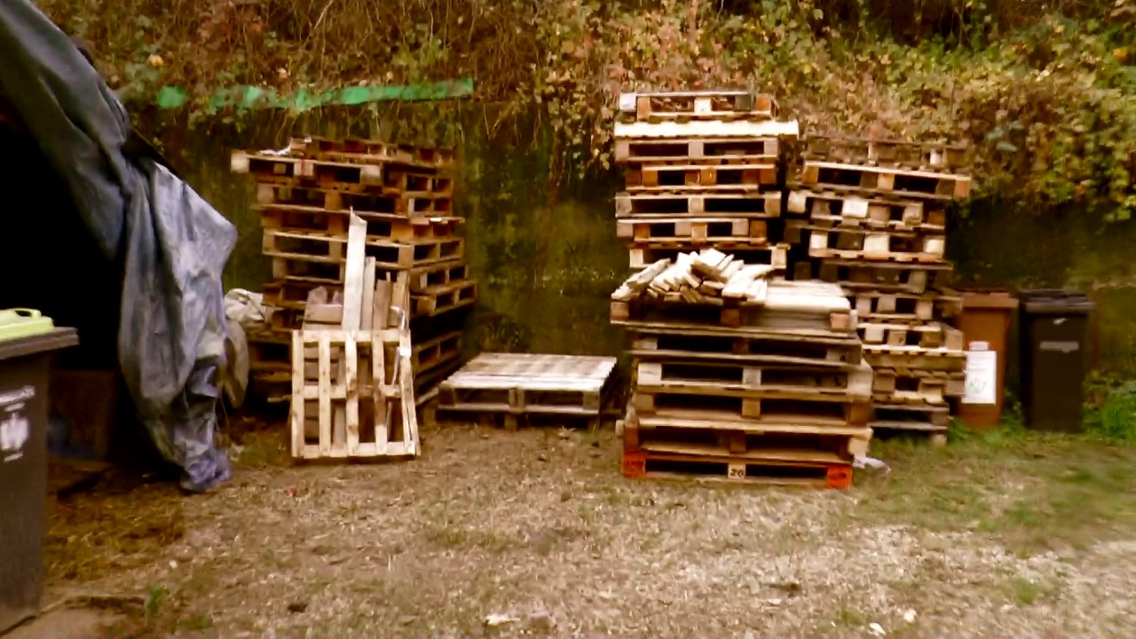 An Fast & Easy Way To Disassemble Pallet • 1001 Pallets