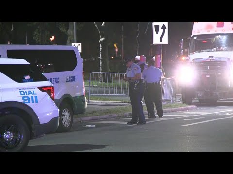 2 officers shot near 4th of July concert, fireworks in Philadelphia, police say