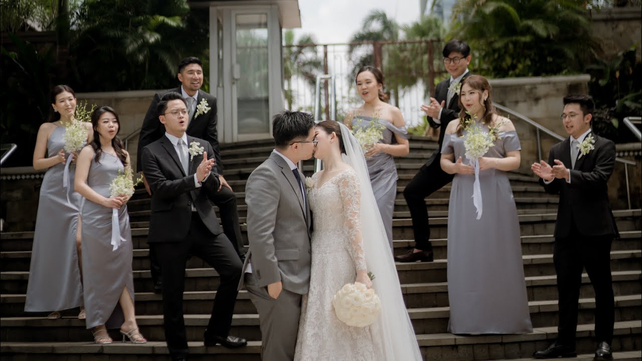 THE WEDDING OF JULIUS AND JOVANNY AT GRAND BALLROOM RITZ CARLTON PACIFIC PLACE // AMORET ORGANIZER