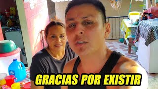 Mr Hueso agradece a todos los suscriptores por existir.