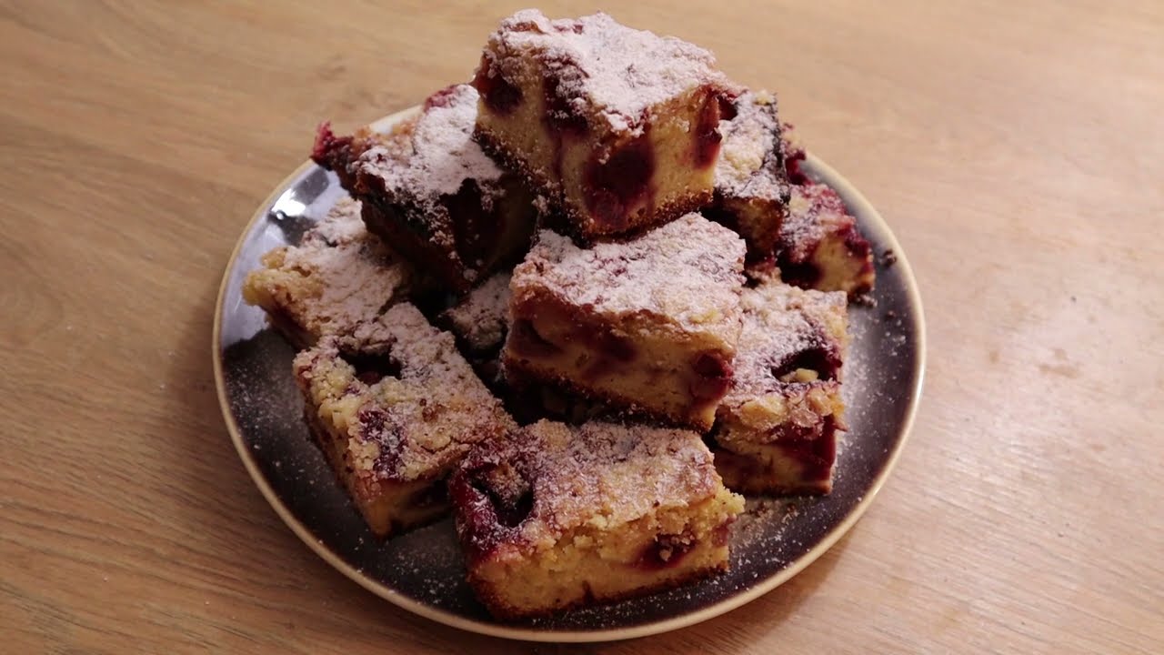 CIASTO Z MROŻONYMI OWOCAMI! SMAK JAK U BABCI!