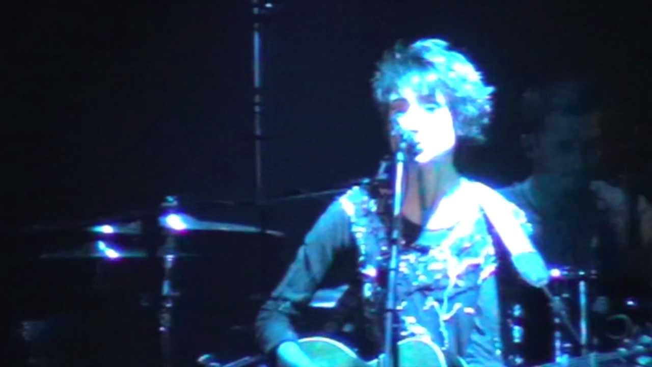 concerts in reno Земфира - Деньги (11.12.2011)