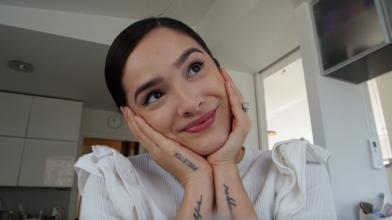 Realistic What I Eat In a Day | Mom Trying To Get Fit Edition