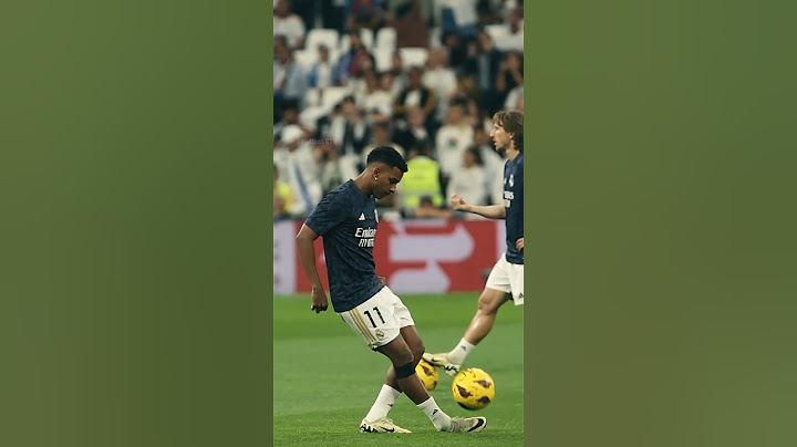 Rodrygo shows Bellingham how to skills