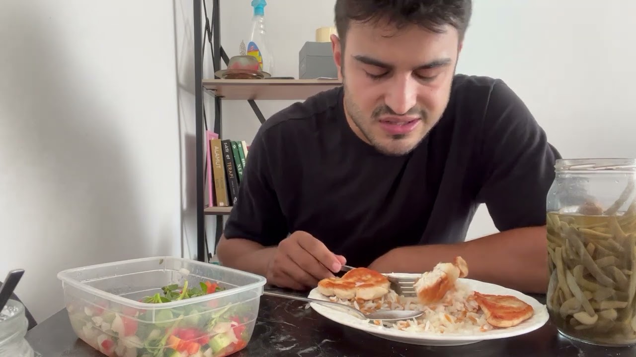 BİRAZ YEMEK 37 (TAVUK,PİLAV, SALATA, TURŞU) MUKBANG