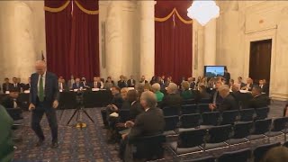 Tech executives head to Capitol Hill, lawmakers learn from AI