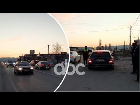 Postbllok para protestes, ne Kruje policia i kalon udhetaret ne filter | ABC News Albania