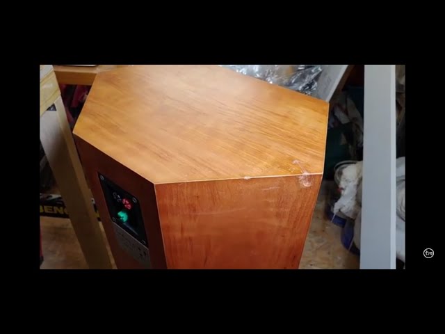 Repair A Damaged Loudspeaker Cabinet
