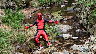 デッドプール（河原で休憩）Deadpool Cosplay コスプレ ぴちぴち ヒーロー ゼンタイ Hero Zentai スパイダーマン Spiderman　武蔵横手2022