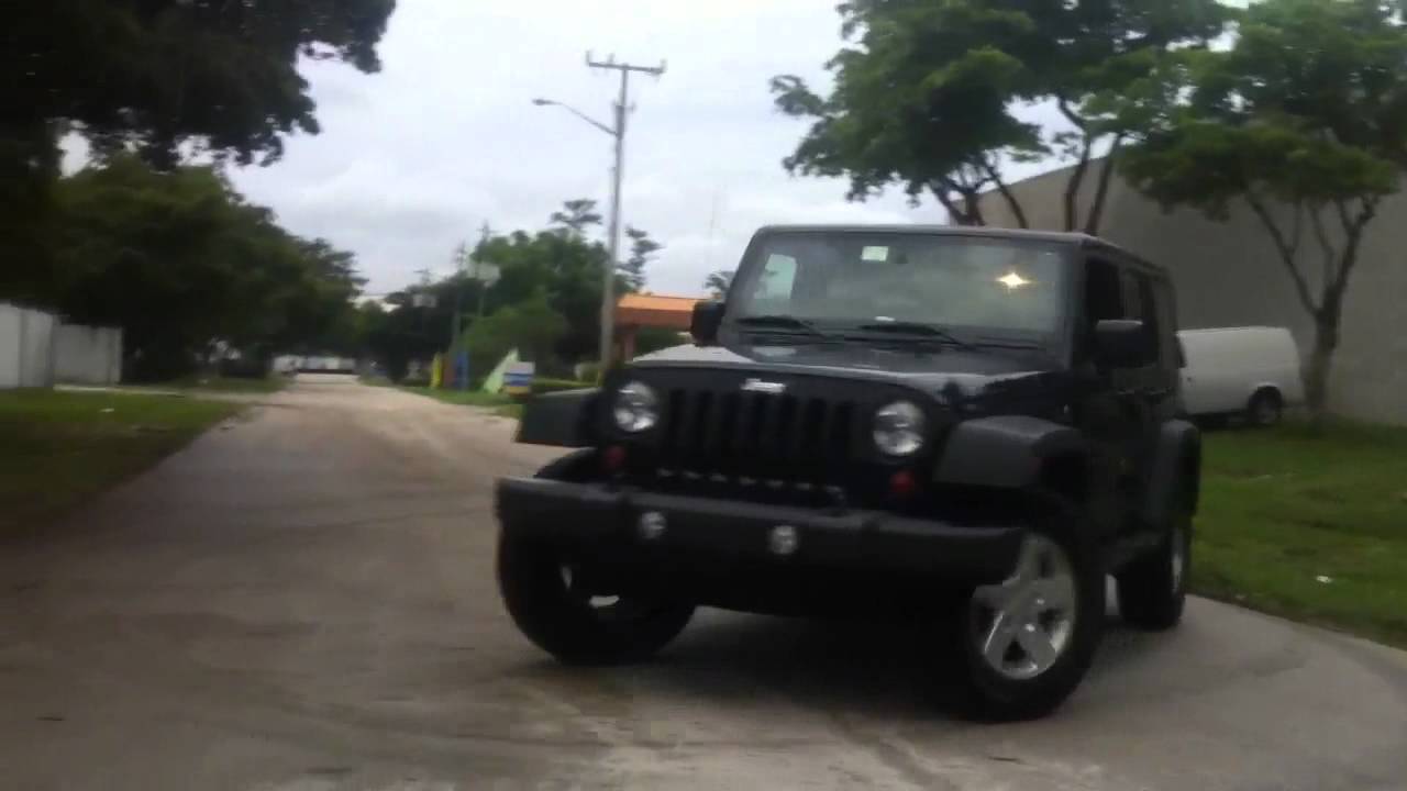 Drifting My jeep wrangler YouTube