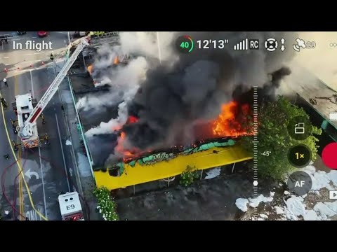 Crews battle massive warehouse fire in Miami - YouTube