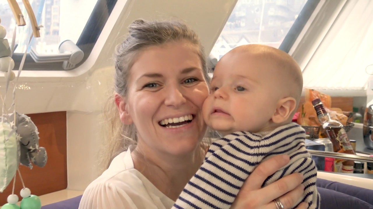 Unser Winter mit Baby auf dem Boot im Hamburger Hafen