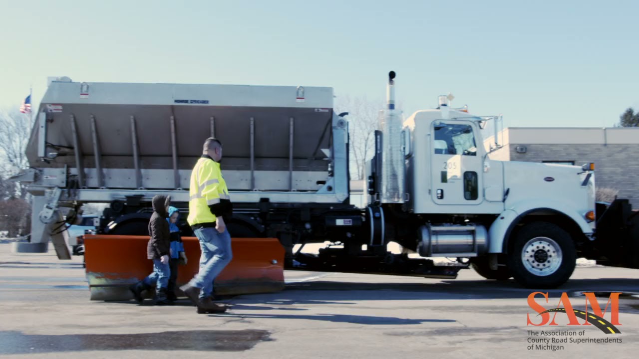 Superintendents Association of Michigan Snowplow Safety Video - Stay Back from roads social media
