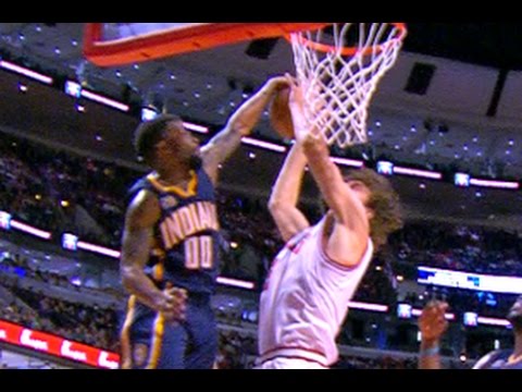 Aaron Brooks Crazy Block On Lopez!  12.26.16