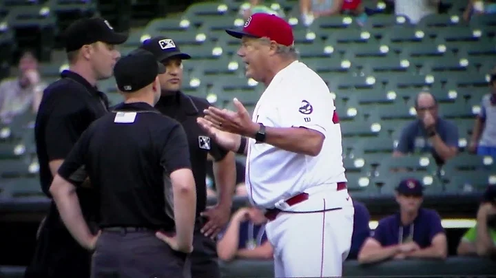 Louisville P Hunter Greene, manager Pat Kelly, Gwi...