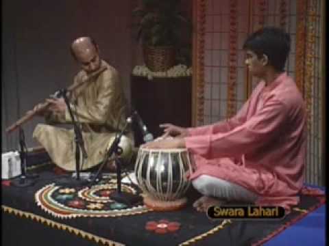 Raag Yaman- Part 1of3 - Priyank Desai on bansuri (...