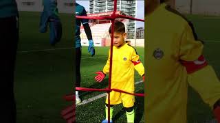 Thumbnail for Toptan korkmama oyunu ⚽️ #shorts