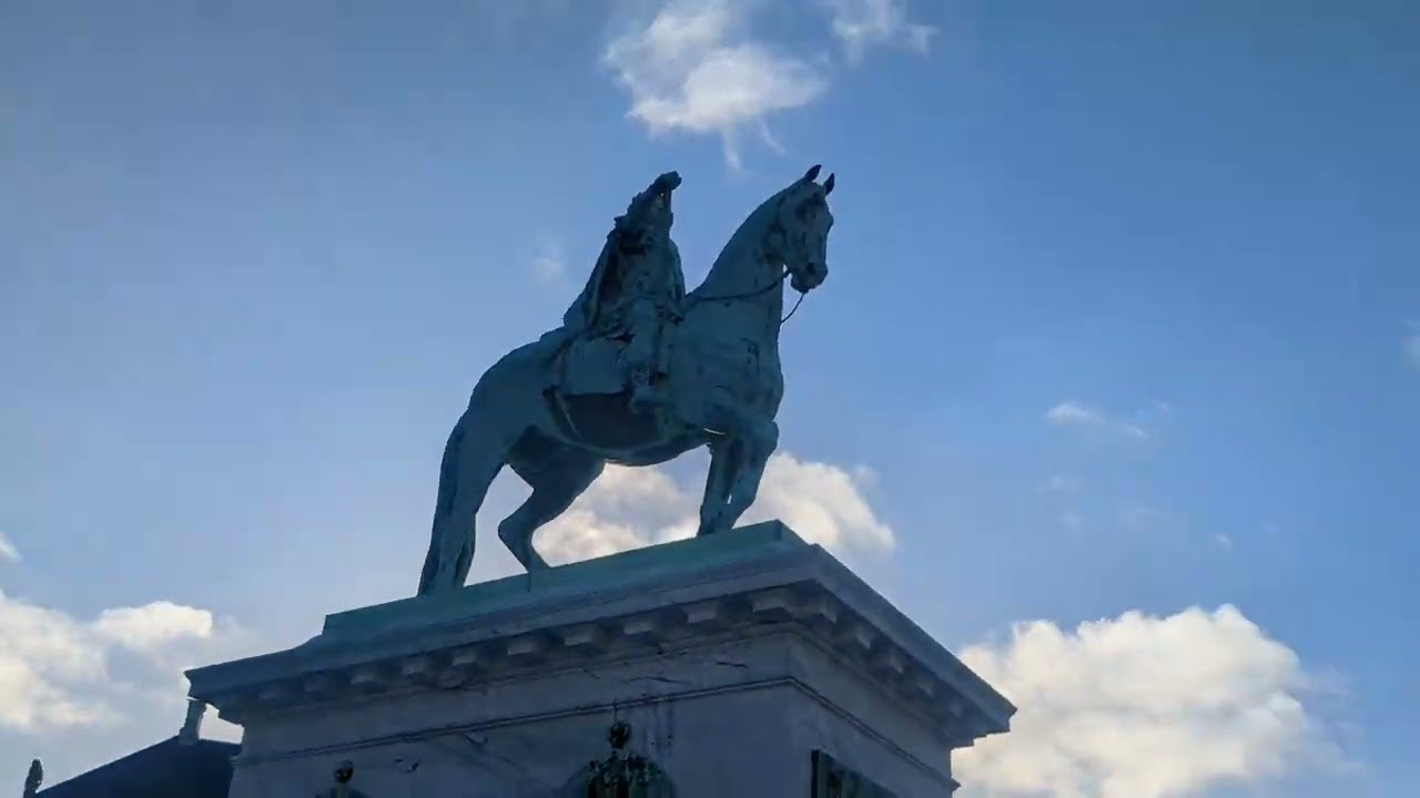 "Exploring Copenhagen's Christmas Magic: Amalienborg, Nyhavn & Kongens Nytorv 🎄⛸️.