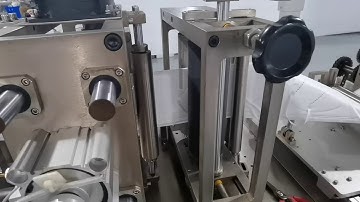 (40 SETS IN STOCK )Best KN95 mask machine 70-85pcs/min servo motor